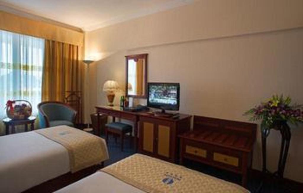 Huu Nghi Hotel Hai Phong Exterior photo